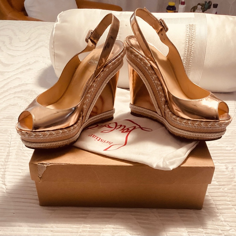 Christian Louboutin Rose Gold Santa Maria 140 Specchio Wedge Sandals